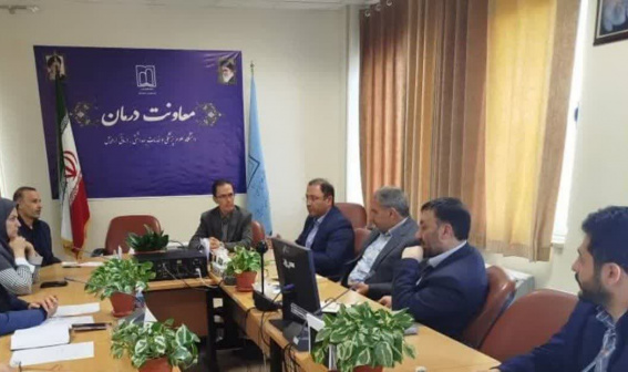 جلسه کمیته درمان و مراقبت ستاد هماهنگی جوانی جمعیت دانشگاه و بررسی فرآیندهای ارائه خدمات درمانی به مادران، چالش ها و مشکلات موجود در شهرستان پارس آباد