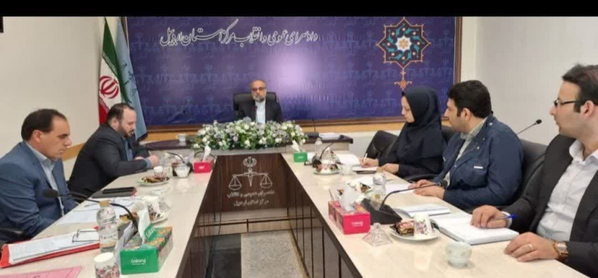 تشدید نظارت بر عطاری‌ها و داروخانه ها